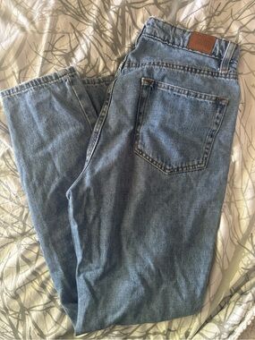 BDG light blue mom jeans